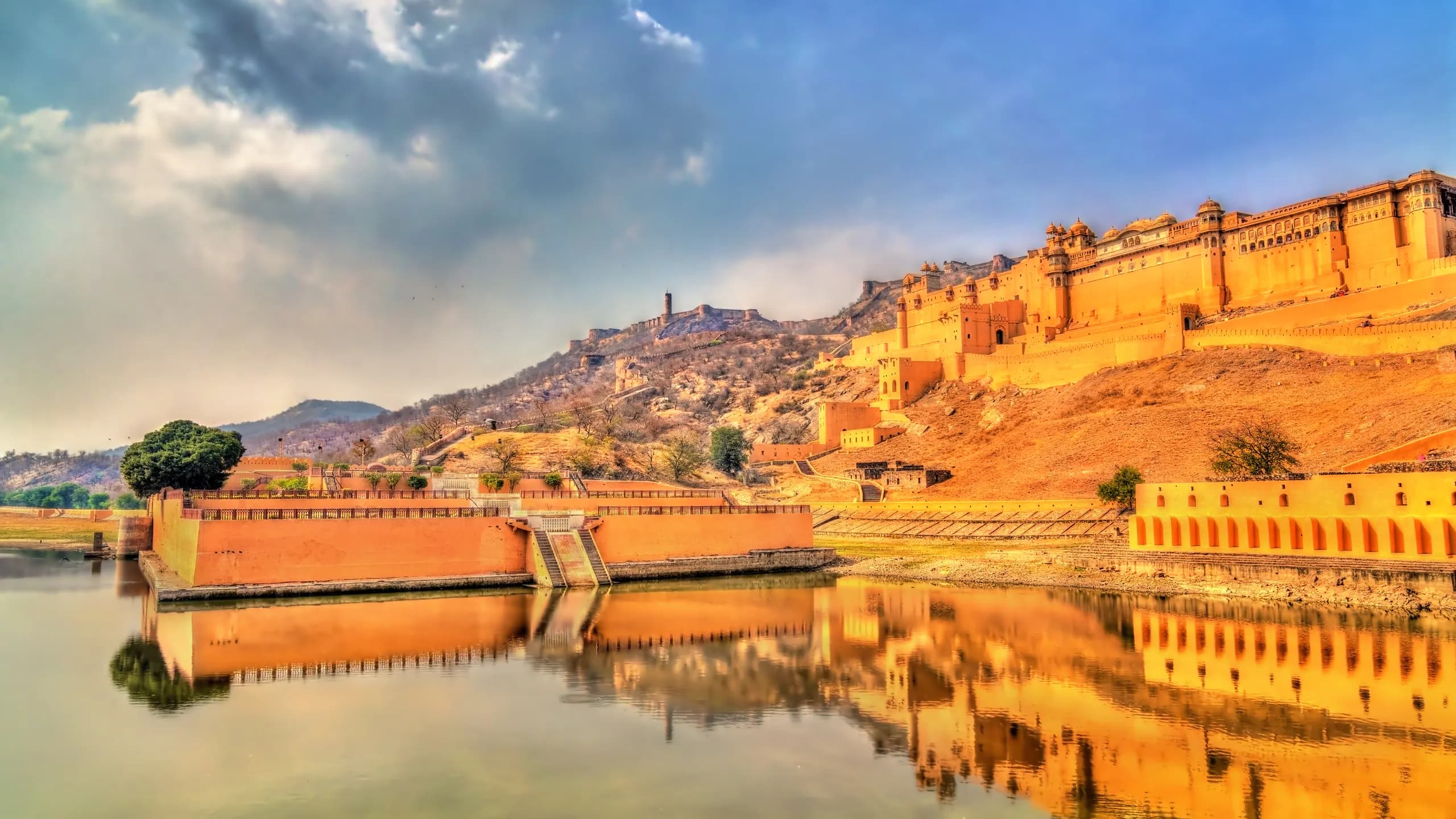 Amer and Jaigarh forts above the Kesar Kyari garden, Jaipur